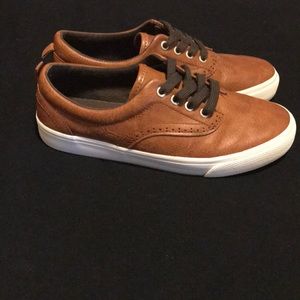 Old Navy Shoes Size 4 Big Boys Grade School Brown